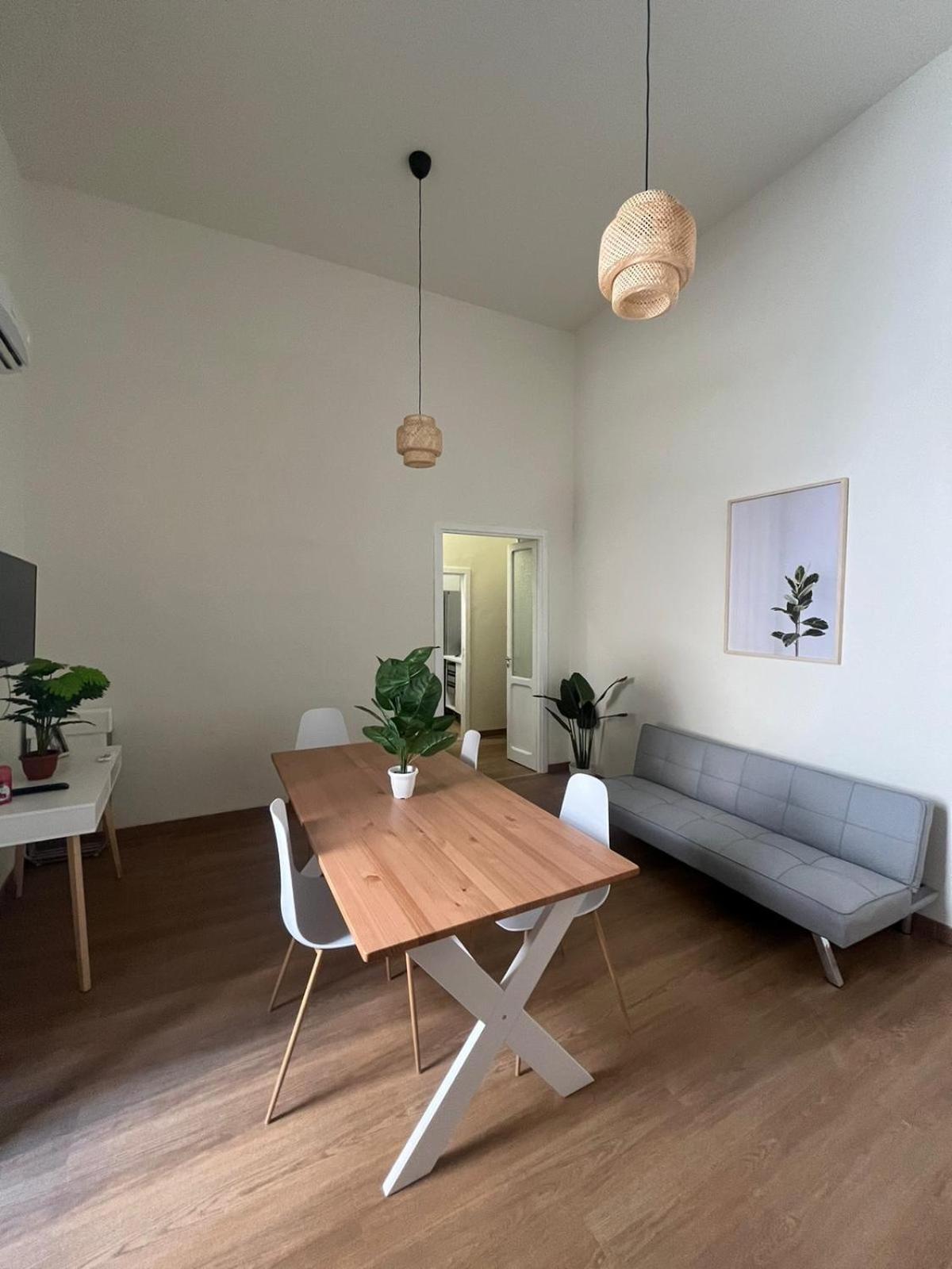Cozy Historical Flat Apartment Neapel